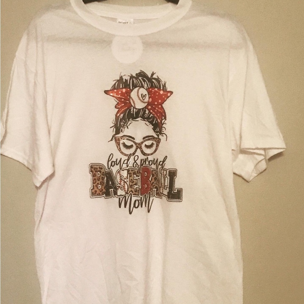 Baseball Mom Short Sleeve Tee